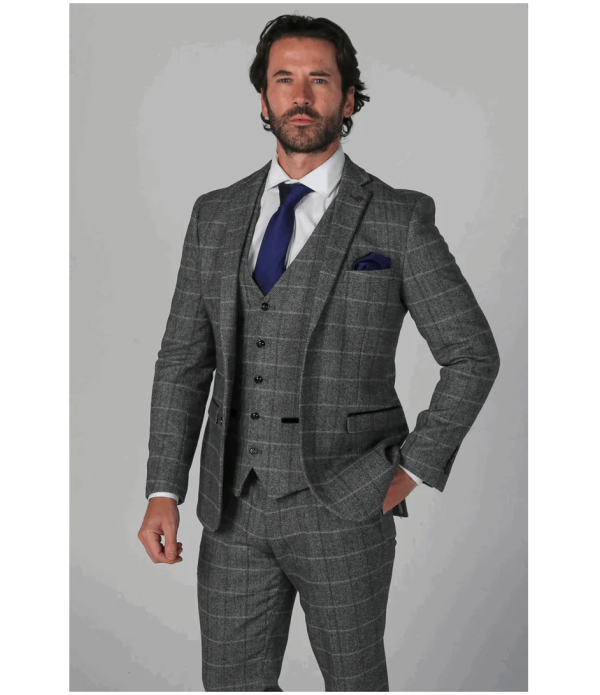 Harris Men's Grey 3-Piece Tweed Suit with Classic Vintage Charm